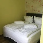 An Land - Gaestehaus Daire Neuharlingersiel