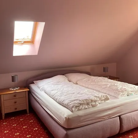 An Land - Gaestehaus Apartment